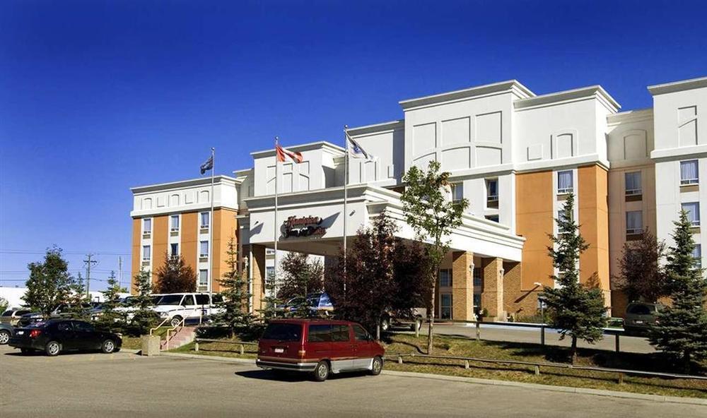 Hampton Inn & Suites By Hilton Calgary-Airport Exteriör bild