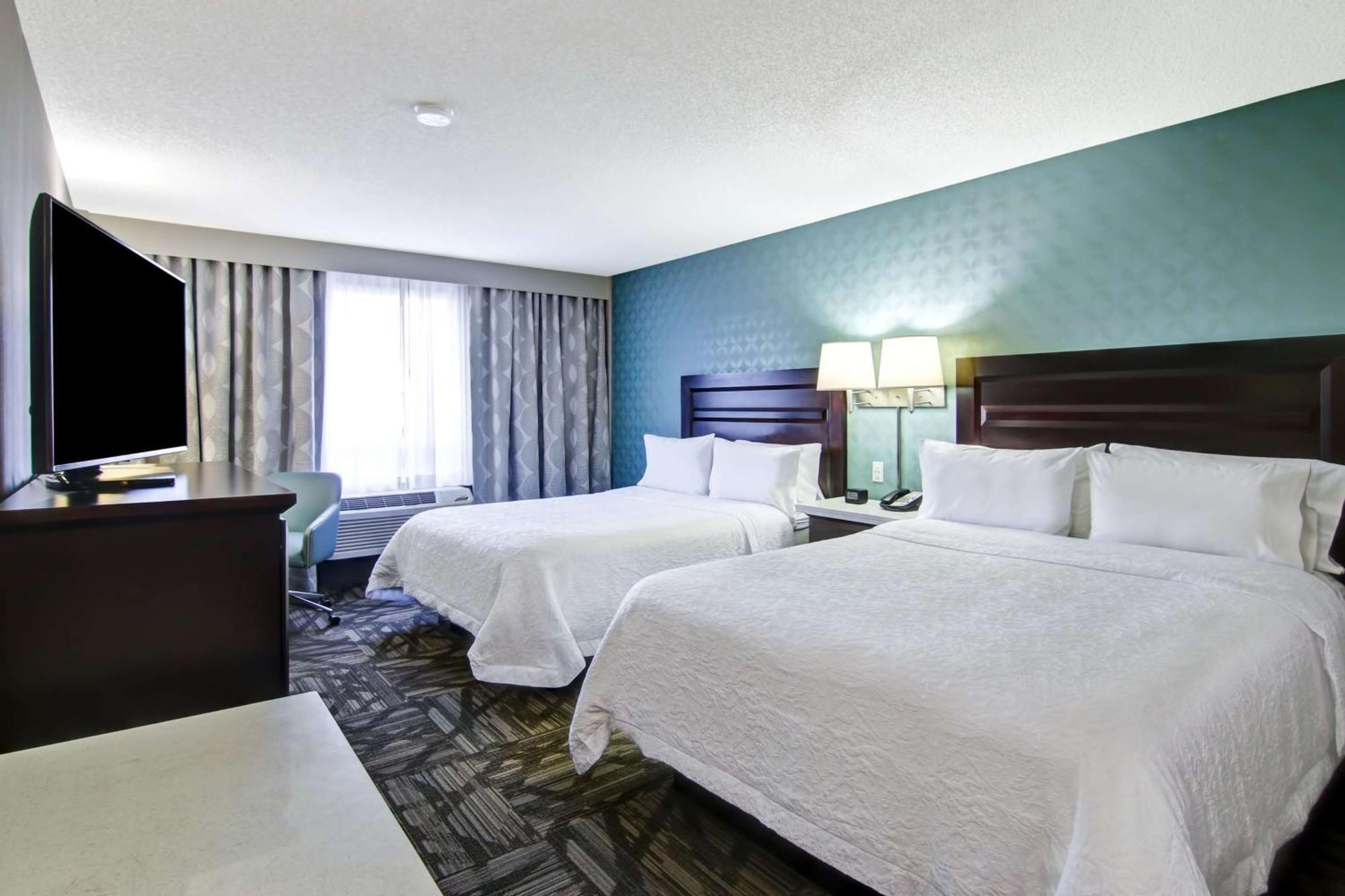 Hampton Inn & Suites By Hilton Calgary-Airport Exteriör bild