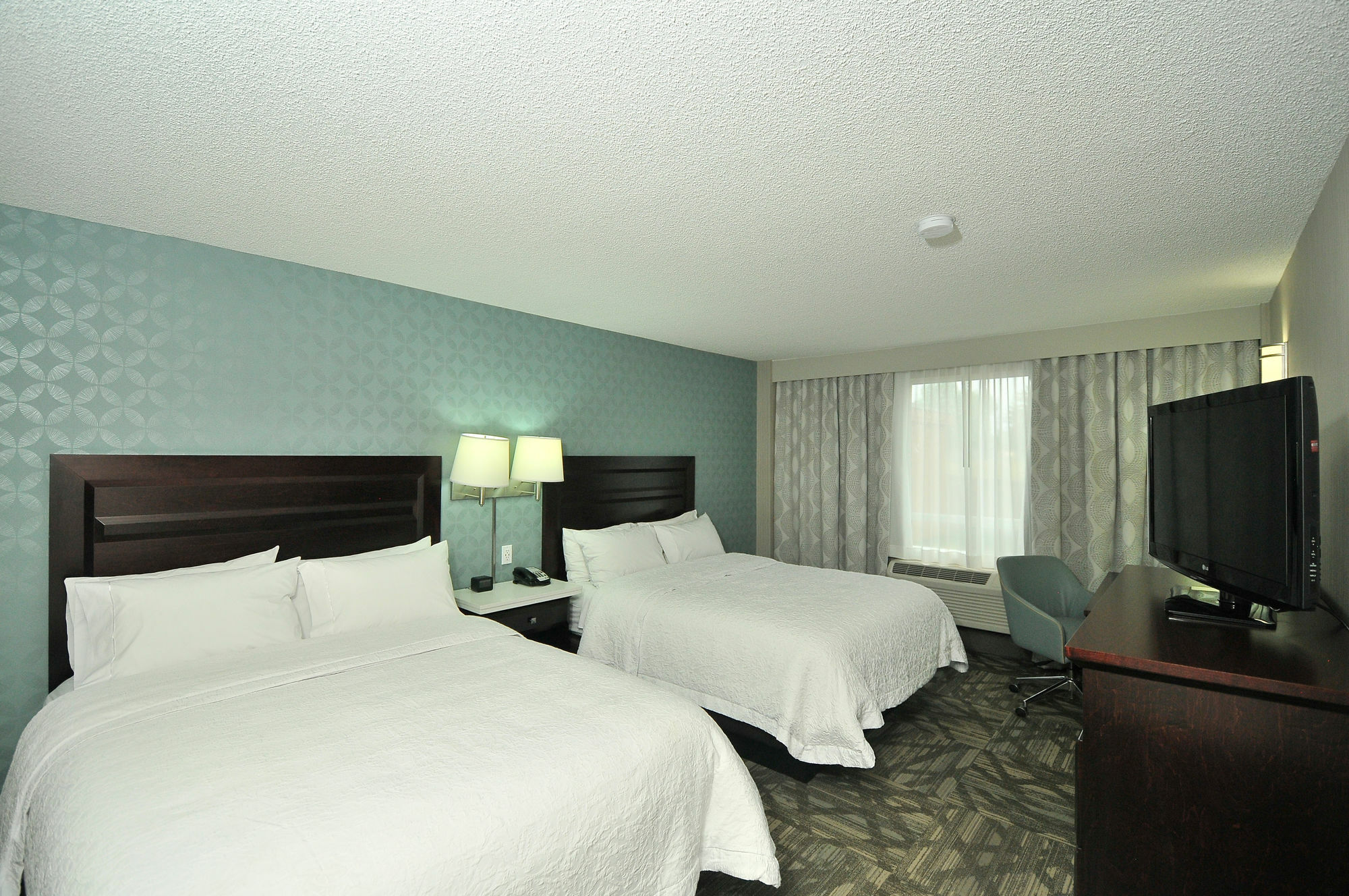Hampton Inn & Suites By Hilton Calgary-Airport Exteriör bild